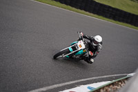 enduro-digital-images;event-digital-images;eventdigitalimages;mallory-park;mallory-park-photographs;mallory-park-trackday;mallory-park-trackday-photographs;no-limits-trackdays;peter-wileman-photography;racing-digital-images;trackday-digital-images;trackday-photos